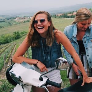 Meet your Posher, Kaitlin